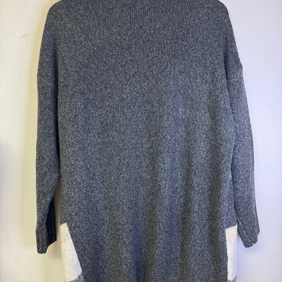 Maurices Aztec XL Gray and White Geometric Cardigan NWT - Picture 4 of 5